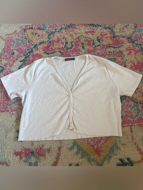 Brandy Melville Cream Cropped Button-Up V-Neck Top